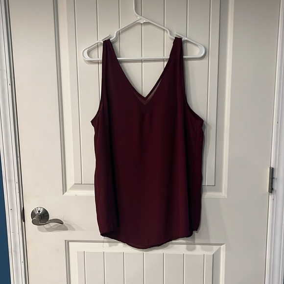 2 Maurice’s XL Tanks - Picture 3 of 9